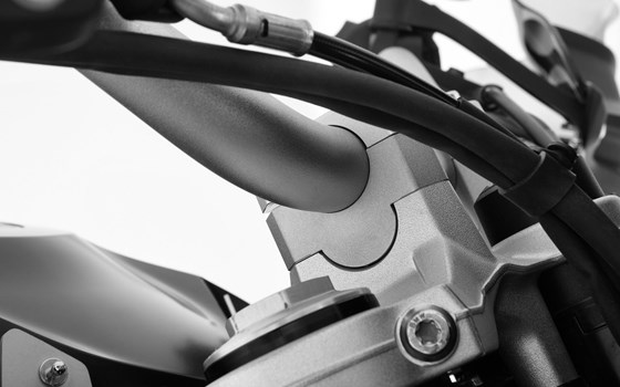 Lenkererhöhung ERGO für Modelle ohne BMW Navi - silber - 20mm - Bild 2