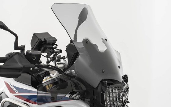 Verkleidungsscheibe EXTREME - transparent - Halterung lang (160 mm) - Bild 3 Verkleidungsscheibe EXTREME - transparent - Halterung lang (160 mm) - Bild 3