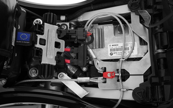 Helm-Diebstahlsicherung HELM-LOCK- silber - Bild 2