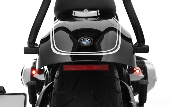 Blinkerhalter für Zubehörblinker R 18 - schwarz - M5 Blinker Anschlussgewinde - Bild 1