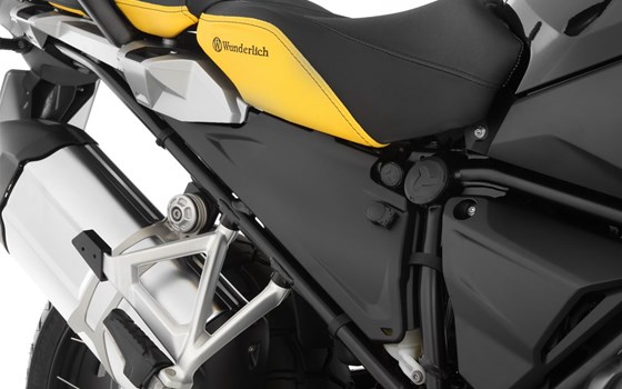 Rahmenverkleidung (mit Öffnung für Steckdose)- schwarz - Bild 2