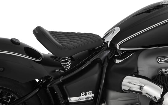 Schwingsattel RockBob mit Serienheck - schwarz - Echtleder - Bild 3 Schwingsattel RockBob mit Serienheck - schwarz - Echtleder - Bild 3