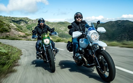 Displayschutzfolien Set R nineT (2017 -)- transparent - Bild 3 Displayschutzfolien Set R nineT (2017 -)- transparent - Bild 3