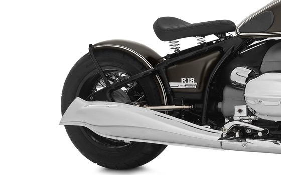 Heckfender RockBob- Manhattan metallic matt - weiß liniert - Bild 1 Heckfender RockBob- Manhattan metallic matt - weiß liniert - Bild 1