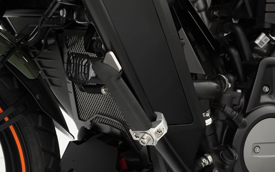 Schutzbügelrasten - silber - links und rechts - Bild 3