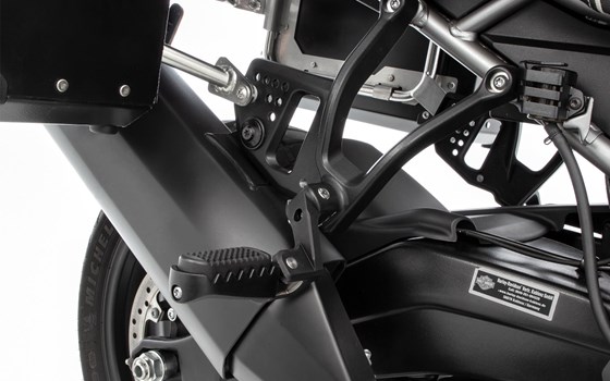 Beifahrerrastentieferlegung- schwarz - Bild 1