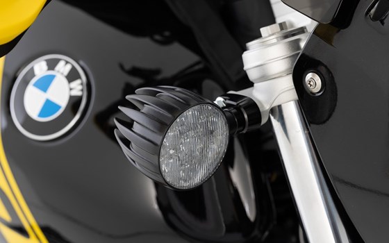 Edition DAYRON Integriertes LED Tagfahrlicht-/Blinkersyste- schwarz - Bild 2