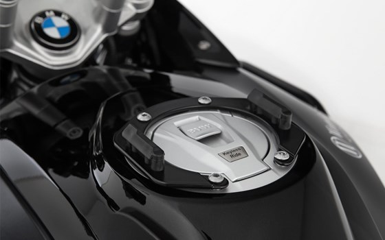 Tankring für Tankrucksack CLICK BAG- schwarz - Bild 1 Tankring für Tankrucksack CLICK BAG- schwarz - Bild 1