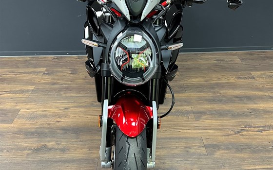 MV Agusta DRAGSTER RR SCS black/red 2023 - Bild 5
