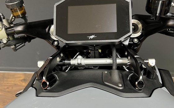 MV Agusta BRUTALE 1000 RS grey 2024 - Bild 10