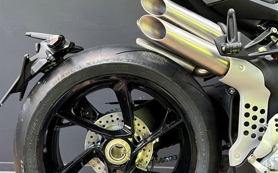 MV Agusta BRUTALE 1000 RS grey 2024 - Bild 2