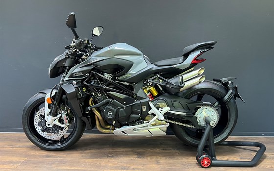 MV Agusta BRUTALE 1000 RS grey 2024 - Bild 6