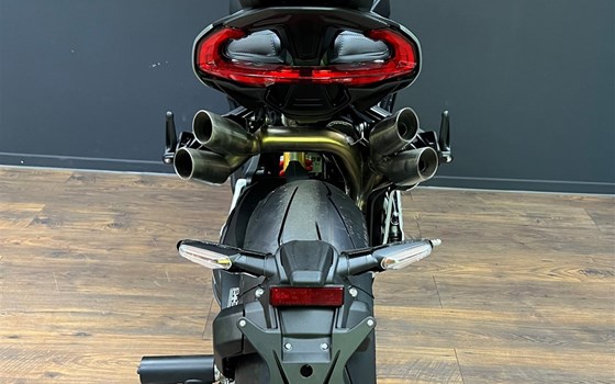 MV Agusta BRUTALE 1000 RS grey 2024 - Bild 7