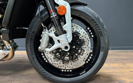 MV Agusta DRAGSTER RR SCS black/yellow 2023 - Bild 4