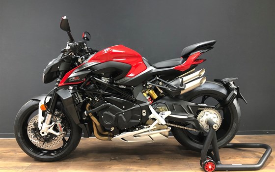 MV Agusta BRUTALE 1000 RS red 2024 - Bild 7