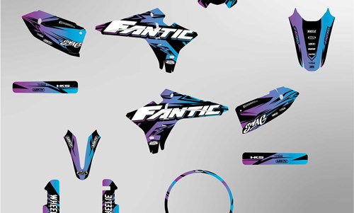 Fantic XMF 125 ab 2023 Facelift Dekor Kit violett und blau Pat Bikes Edition auf normaler Folie
