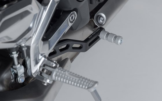 Fußbremshebel. Triumph Trident 660 (21-). - Bild 5