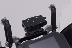 Navi-Halter im Cockpit. Schwarz. Voge 650 DS/X (21-). Navi-Halter im Cockpit. Schwarz. Voge 650 DS/X (21-).