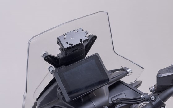 Navi-Halter im Cockpit. Schwarz. KTM 890 Adv (22-), 890 SM T (23-). - Bild 2