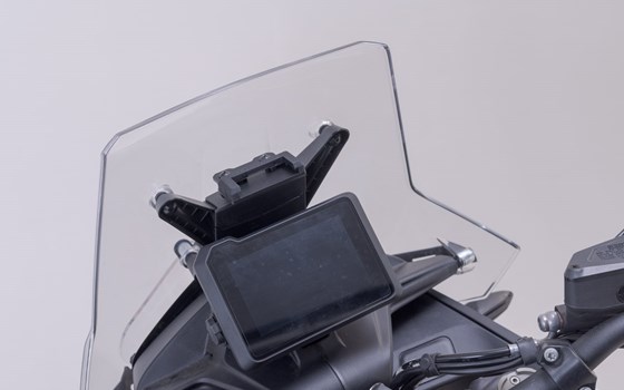 Navi-Halter im Cockpit. Schwarz. KTM 890 Adv (22-), 890 SM T (23-). - Bild 3