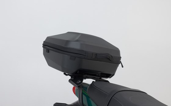 URBAN ABS Topcase-System. Schwarz. Kawasaki Z650RS (21-)/ 50th Anniv. (22-). - Bild 5