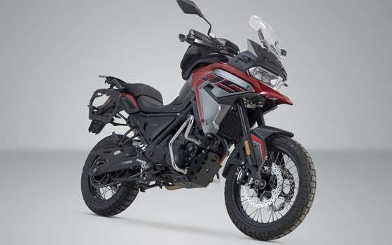 PRO Seitenträger. Schwarz. Voge 650 DS/X (22-). - Bild 2