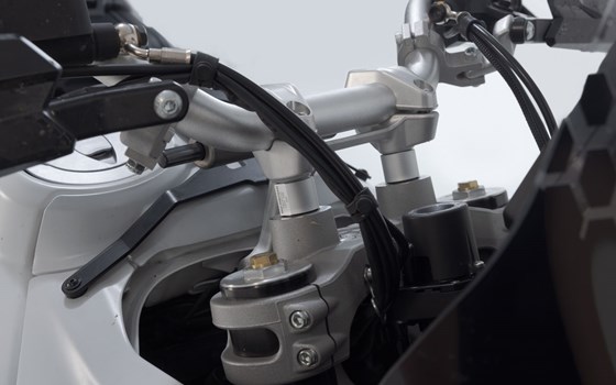 Lenkererhöhung. Silbern. Ducati DesertX (22-). - Bild 5