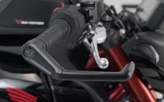 Hebelschützer. Schwarz. Honda CB750 Hornet (22-). - Bild 5