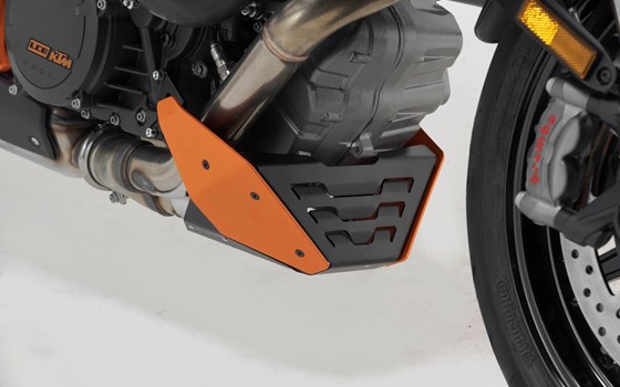 Bugspoiler. Orange/Schwarz. KTM 1290 Super Duke R / GT. - Bild 3 Bugspoiler. Orange/Schwarz. KTM 1290 Super Duke R / GT. - Bild 3