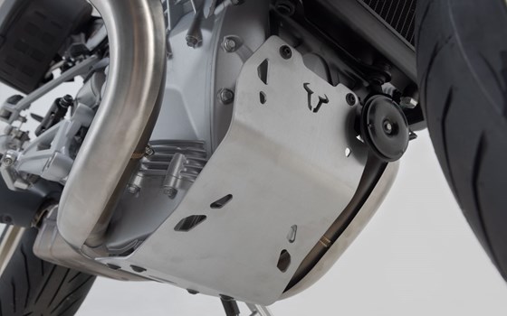 Motorschutz. Silbern. Moto Guzzi V100 Mandello/S. - Bild 3