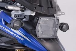 Scheinwerfer-Halter. Schwarz. Suzuki V-Strom 1050 (19-). Scheinwerfer-Halter. Schwarz. Suzuki V-Strom 1050 (19-).