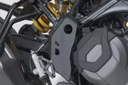 Fersenschutz. Schwarz. Ducati DesertX (22-) / Rally (23-).