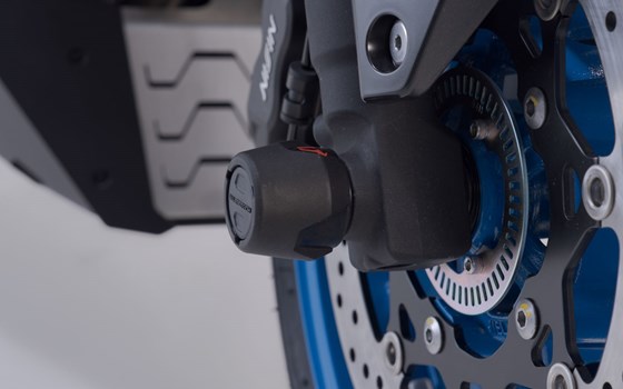 Sturzpad-Kit für Vorderachse. Schwarz. Suzuki GSX-8S/8R (22-),V-Strom 800 (22-). - Bild 5