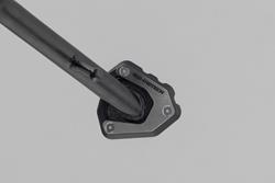 Seitenständerfuß-Verbreiterung. Schwarz/Silbern. Honda CB750 / XL750 (22-).