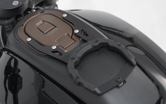 PRO Tankring. Schwarz. Harley-Davidson Sportster S. - Bild 2