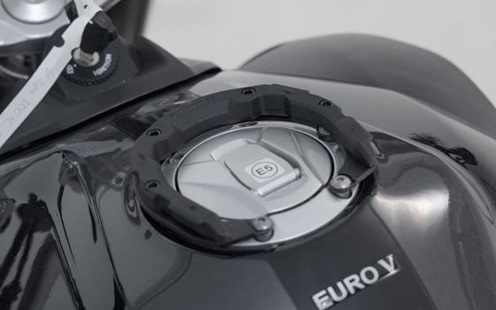 PRO Tankring. Schwarz. Voge 500R, 650 DS/X (22-). - Bild 4