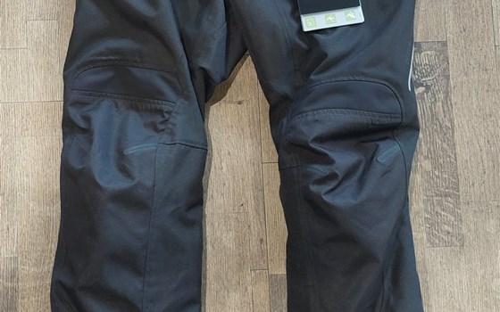 Hose Factor4 schwarz - Bild 1