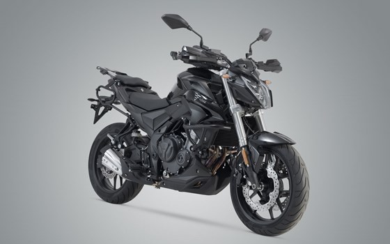 SLC Seitenträger links. Schwarz. Voge 500R (19-). - Bild 2