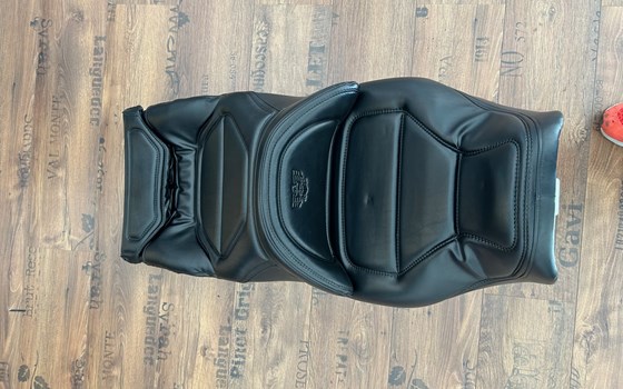 Doppelsitzbank org. Honda - Bild 1