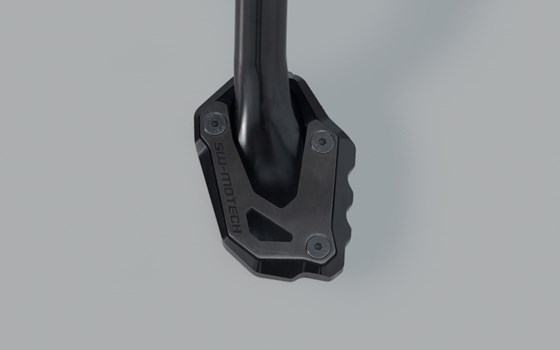 Seitenständerfuß-Verbreiterung. Schwarz/Silbern. Suzuki-Modelle. - Bild 2 Seitenständerfuß-Verbreiterung. Schwarz/Silbern. Suzuki-Modelle. - Bild 2