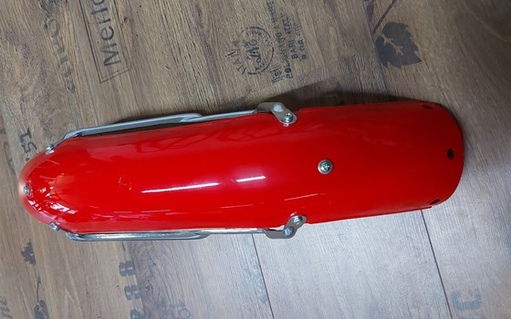 Kotflügel vorne rot org. Honda - Bild 1