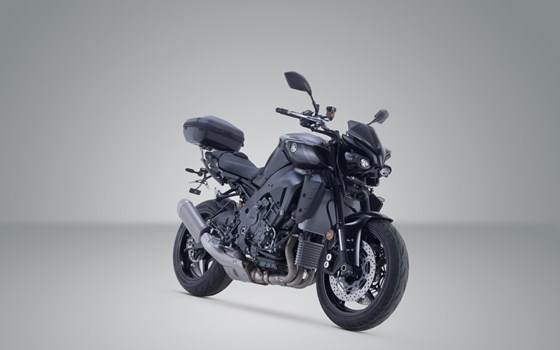URBAN ABS Topcase-System. Schwarz. Yamaha MT-10 / SP (21-). - Bild 2 URBAN ABS Topcase-System. Schwarz. Yamaha MT-10 / SP (21-). - Bild 2