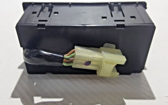 Schalter Druckluft - SWITCH ASSY., AIR PRESSURE CONTROL Honda GL1500 - Bild 3