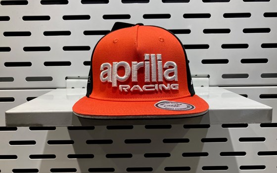Aprilia Racing Cap in den Farben schwarz und rot - 607142M - Bild 2