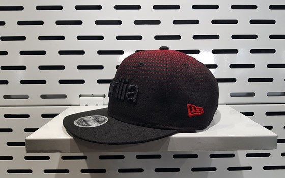 Aprilia Basecap Patch 3D 9Fifty Black/Red Snapback - New Era - Bild 2