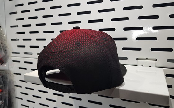 Aprilia Basecap Patch 3D 9Fifty Black/Red Snapback - New Era - Bild 4