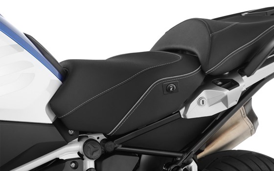 Fahrer Sitzbank AKTIVKOMFORT mit Nachrüst-Sitzheizung - schwarz - hoch - Bild 2