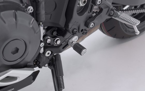 Schalthebel und Fußbremshebel Set. Yamaha MT 09 (20-). - Bild 5