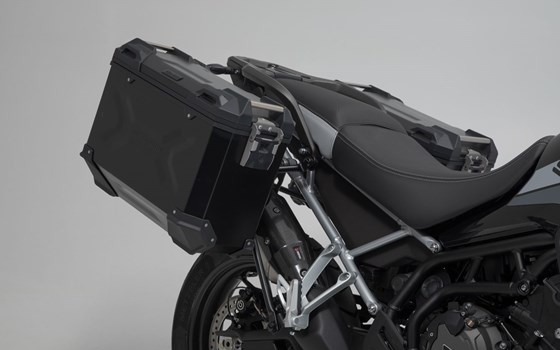 TRAX ADV Alukoffer-System + Akrapovic. Schwarz. 45/37 l. Triumph Tiger 900 (19-23). - Bild 3