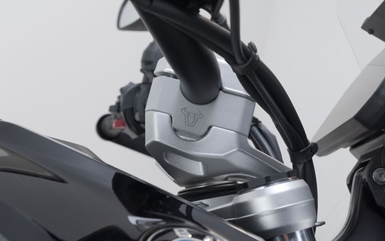 Lenkererhöhung. H=30 mm. Silbern. BMW R 1300 GS (23-)/Adv (24-). - Bild 2